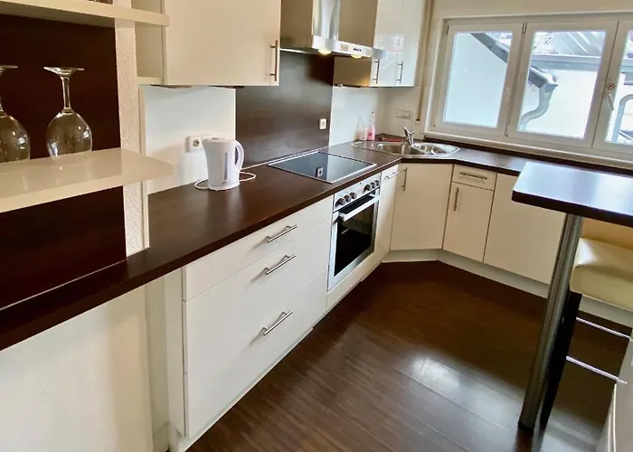 Zentrales Wg-zimmer 1 Ravensburg, Balkon, Kamin